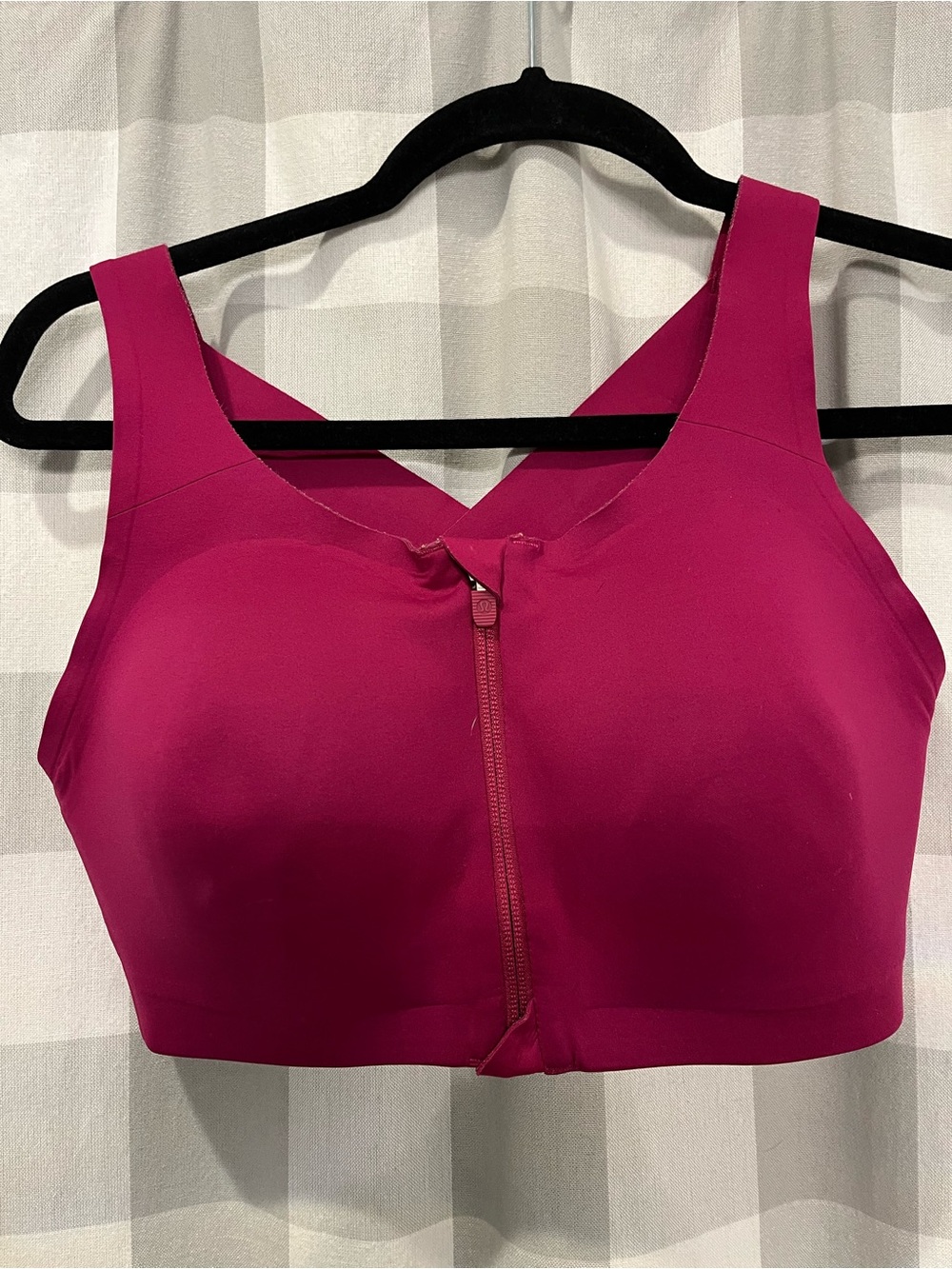 lululemon athletica Front-Zip Sports Bra - Magenta